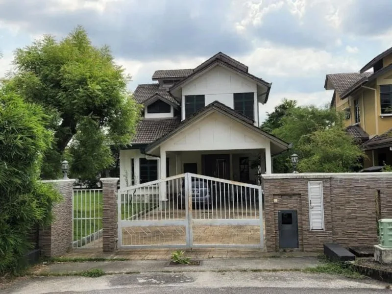 Bandar-Tun-Hussien-Onn-Cheras-Double-Storey-Bungalow