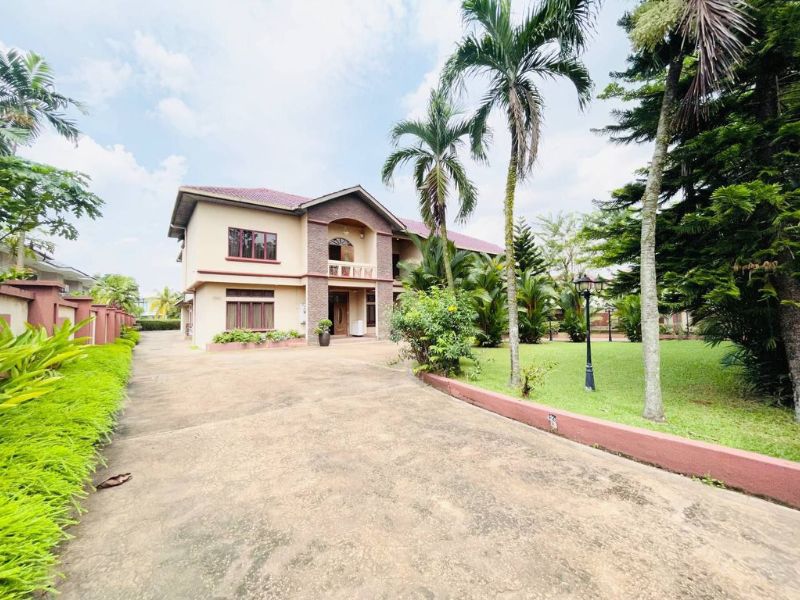 Country-Heights-Kajang.-2-Storey-Bungalow-Land-Size-20000-sqft