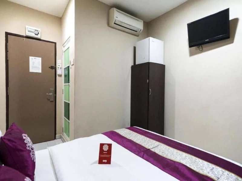 Kuala-Lumpur-City-Centre-6-Storey-36-Rooms-Hotel-For-Sale