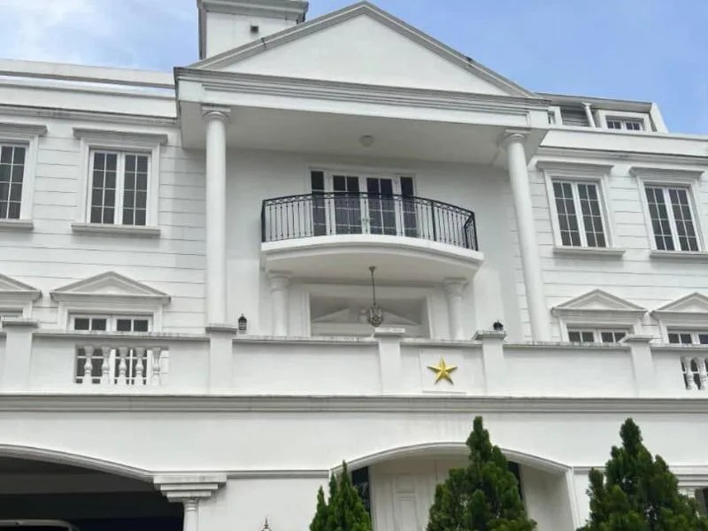 Mont-Kiara-Bungalow-For-Sale-at-The-Residence