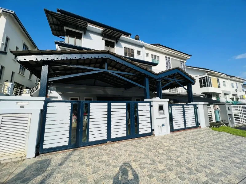 Saujana-Villa-Kajang-2.5-Storey-Semi-D-House-for-Sale