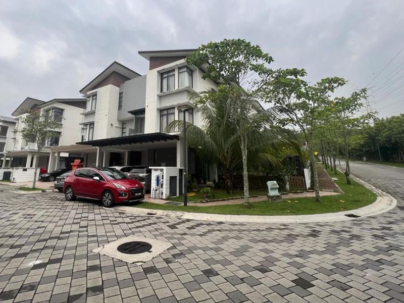 Semi-D-3-Storey-Sunway-Eastwood-Seri-Kembangan