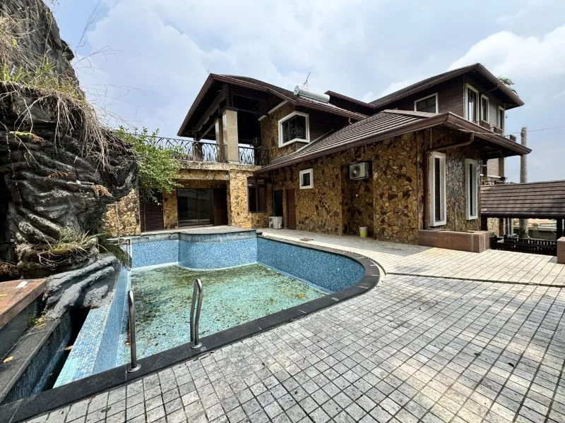 TTDI-Hills-Bungalow-for-Sale-in-Taman-Tun-Dr-Ismail