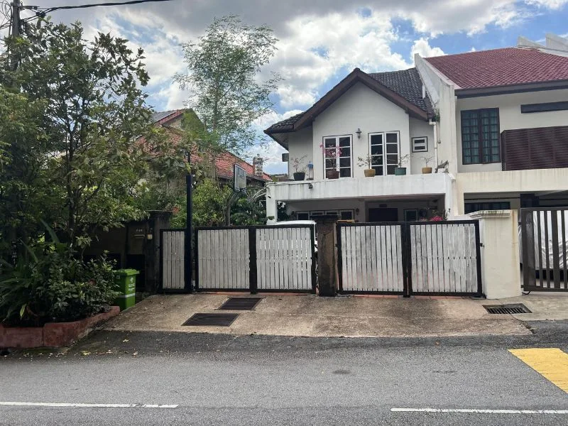 Taman-Tun-Dr-Ismail-TTDI-2.5-Storey-Superlink-Terrace-House